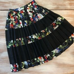 Banana Republic Spring Skirt Size 0